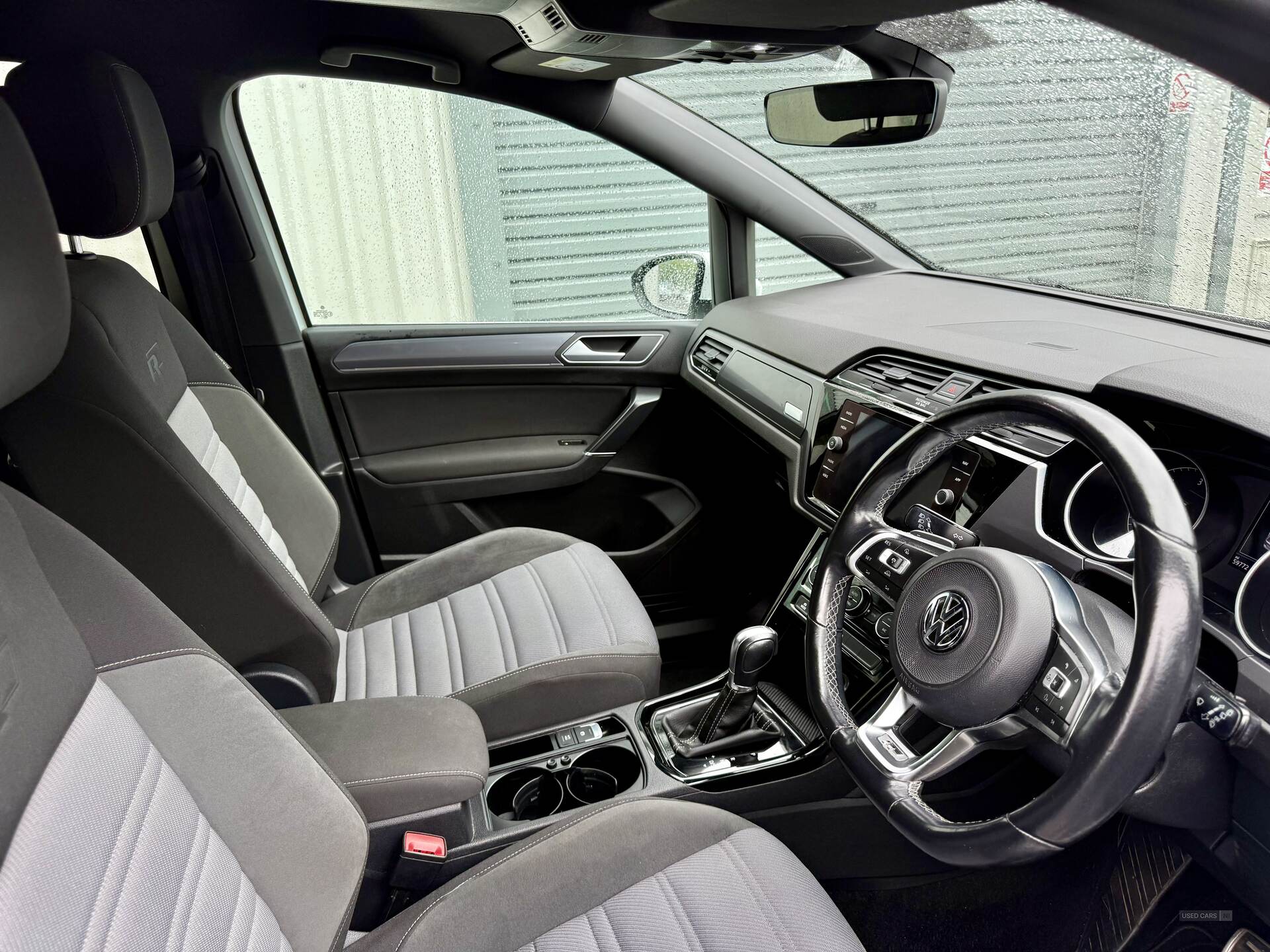 Jan 2018 Volkswagen Touran 2.0 TDI R-Line 5dr DSG