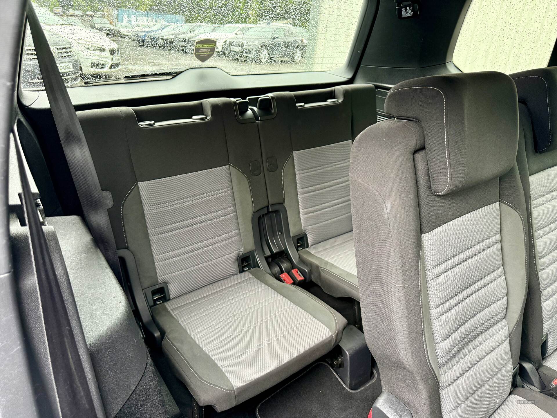 Jan 2018 Volkswagen Touran 2.0 TDI R-Line 5dr DSG