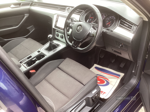 Volkswagen Passat DIESEL SALOON in Down