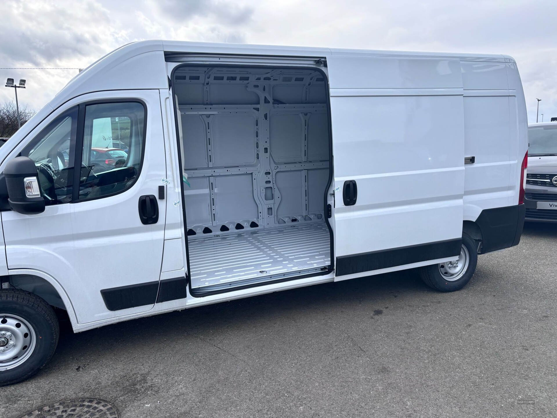 Mar 2025 Citroen Relay 2.2 BlueHDi 140 H2 Van Enterprise