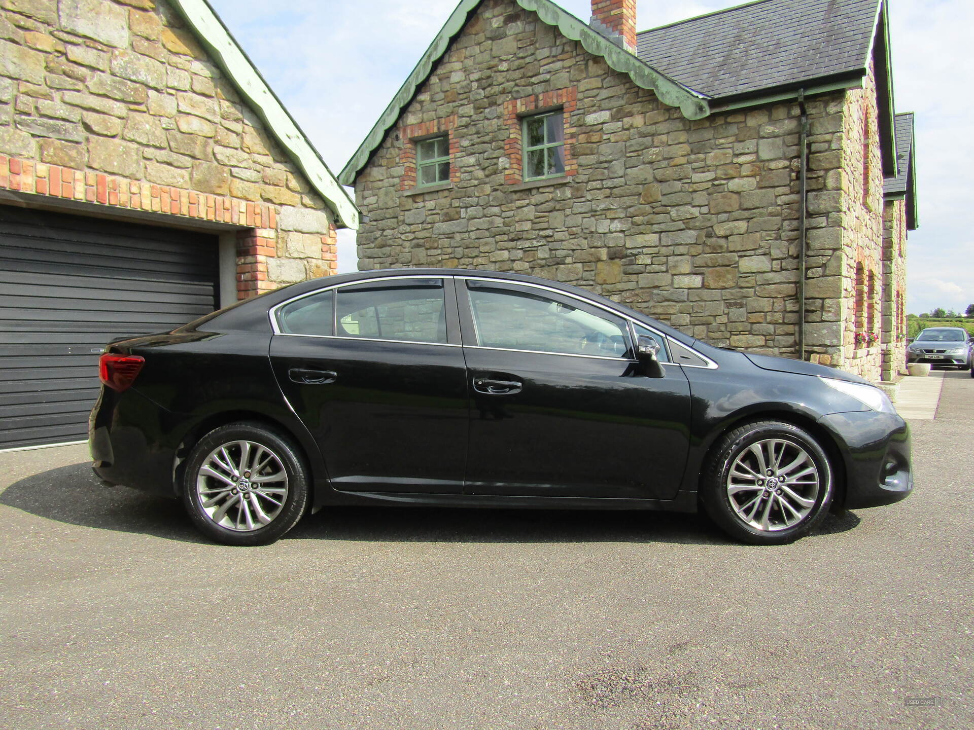 Sep 2016 Toyota Avensis 2.0D Business Edition 4dr