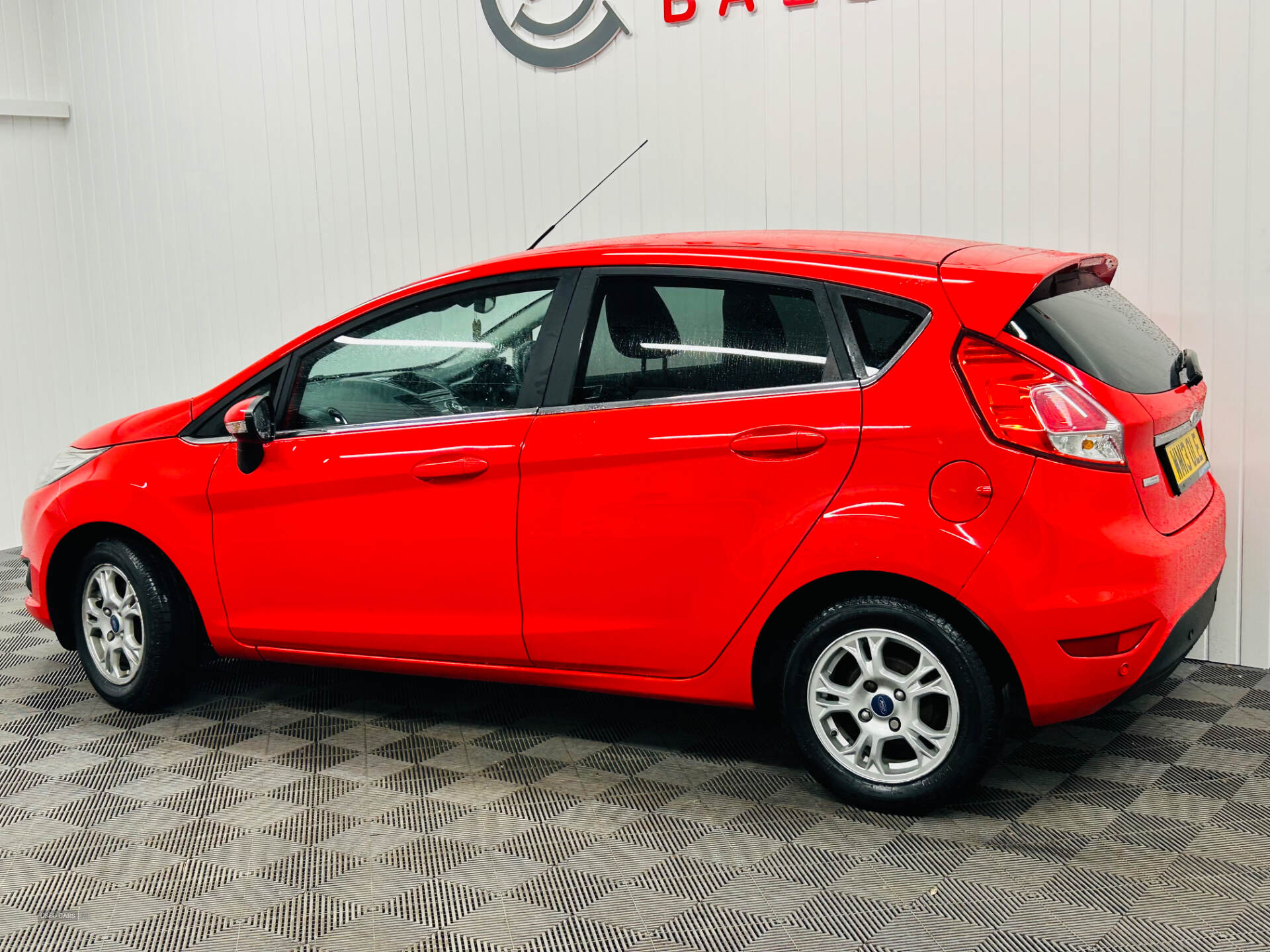 Aug 2013 Ford Fiesta 1.6 TDCi Titanium ECOnetic 5dr