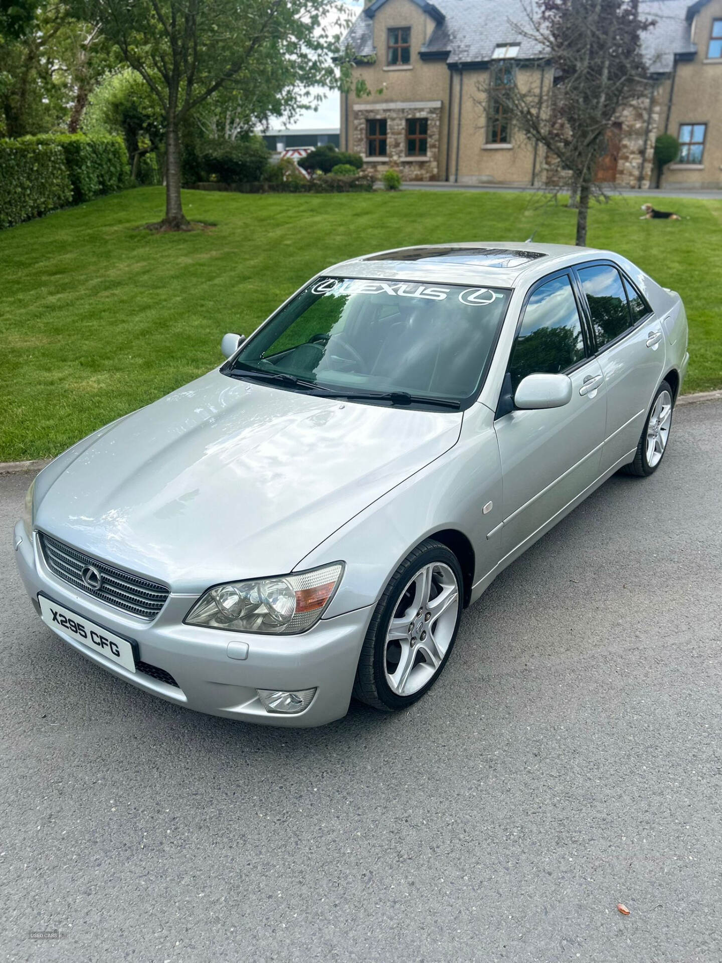 Jan 2001 Lexus IS-Series 200 2.0 Sport 4dr
