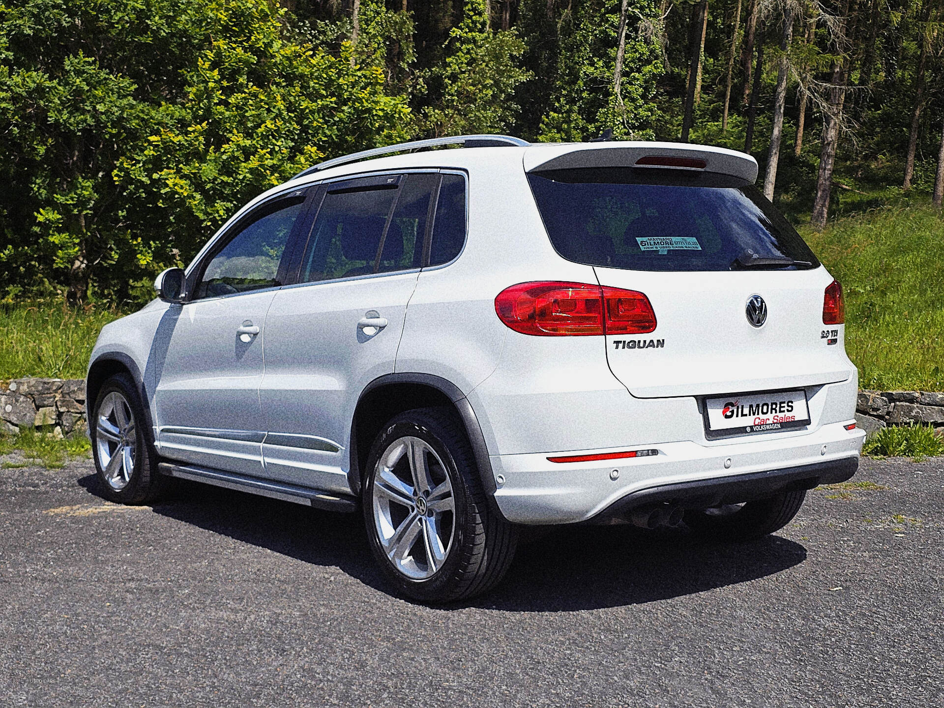 Oct 2015 Volkswagen Tiguan 2.0 TDi BlueMotion Tech R-Line Edition 150 5dr