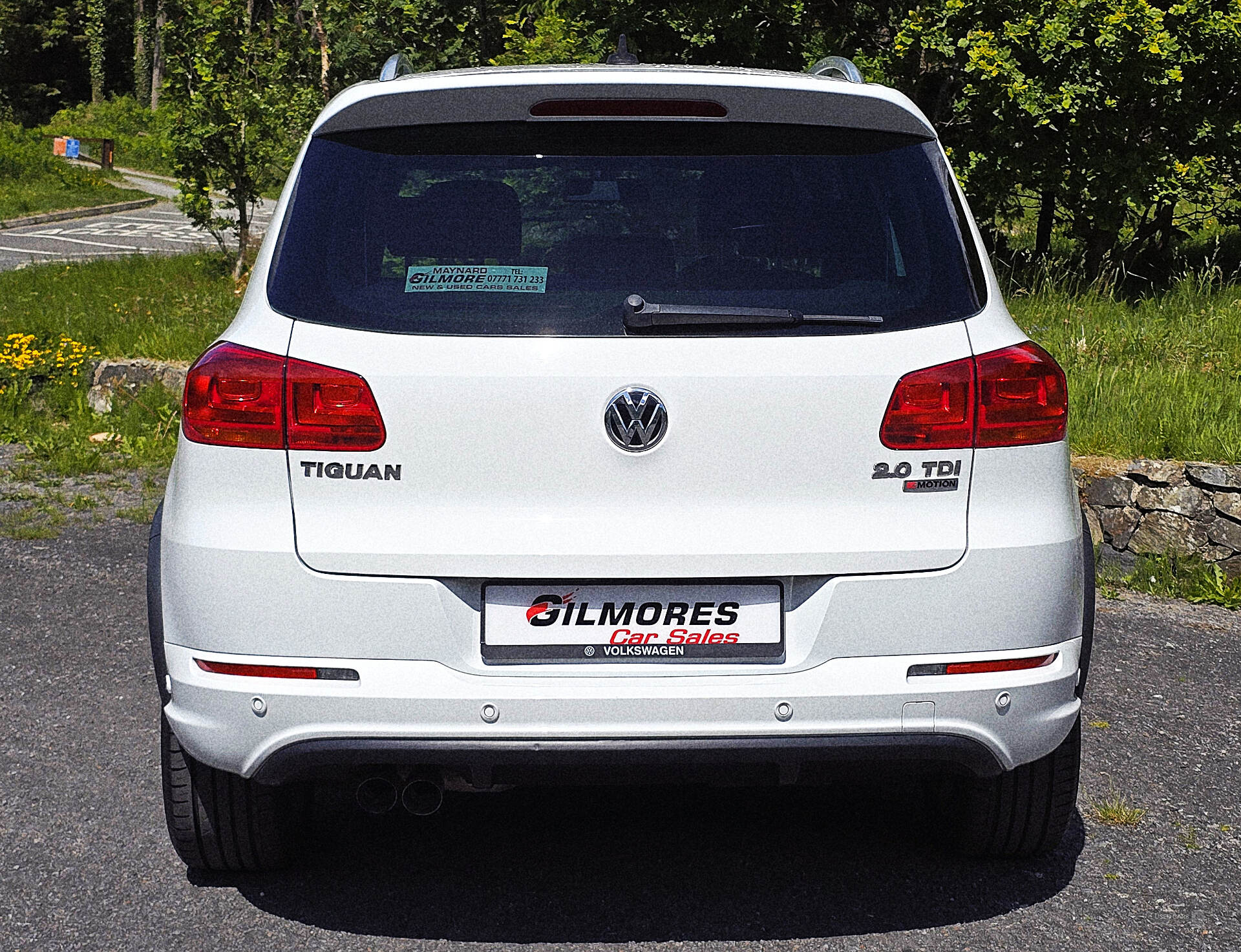 Oct 2015 Volkswagen Tiguan 2.0 TDi BlueMotion Tech R-Line Edition 150 5dr