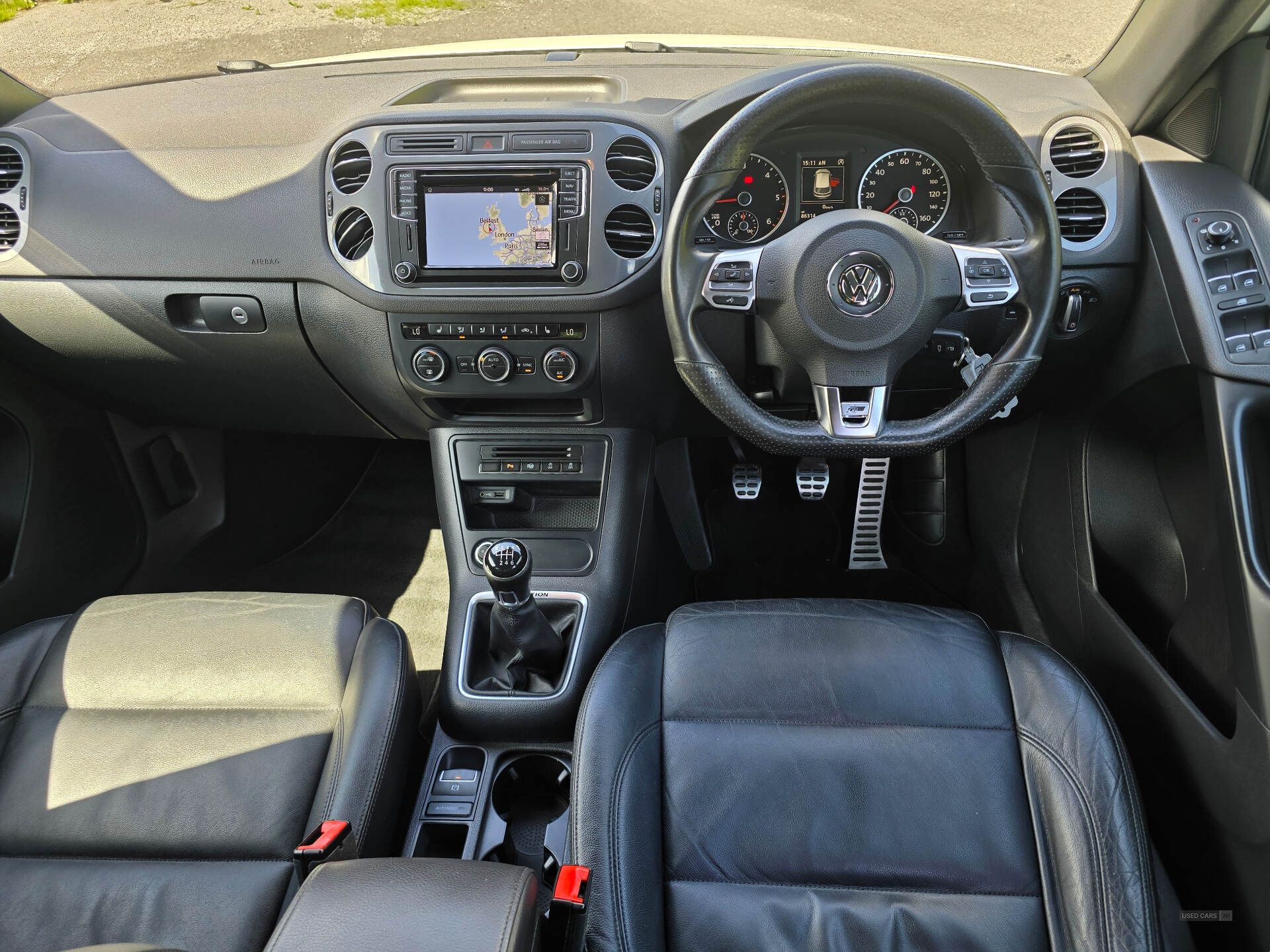 Oct 2015 Volkswagen Tiguan 2.0 TDi BlueMotion Tech R-Line Edition 150 5dr
