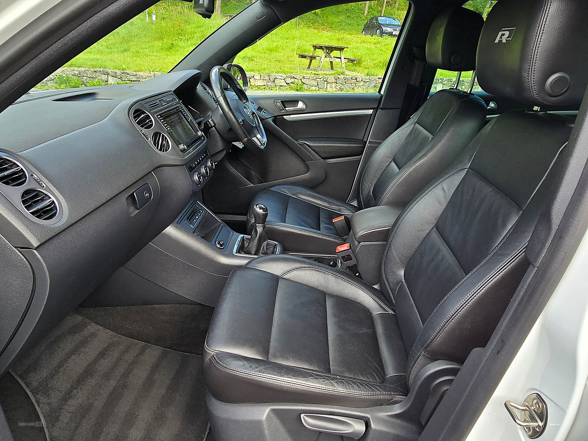 Oct 2015 Volkswagen Tiguan 2.0 TDi BlueMotion Tech R-Line Edition 150 5dr
