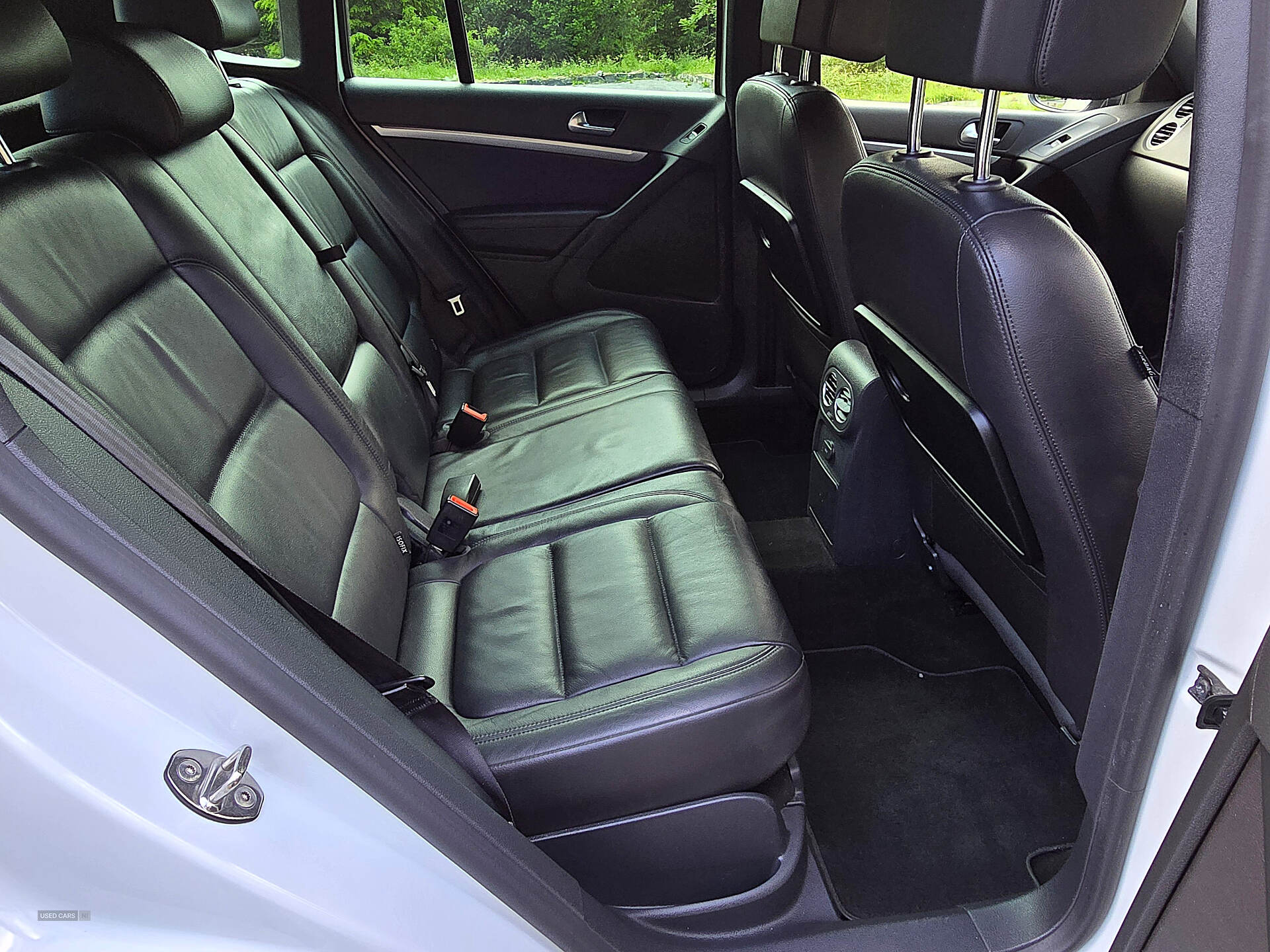Oct 2015 Volkswagen Tiguan 2.0 TDi BlueMotion Tech R-Line Edition 150 5dr