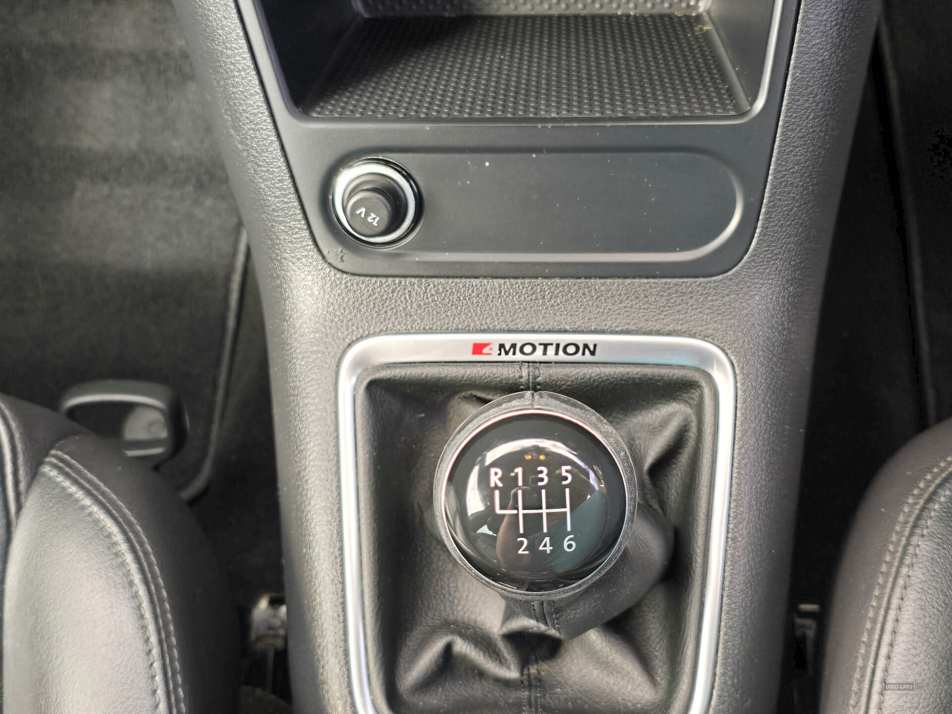 Oct 2015 Volkswagen Tiguan 2.0 TDi BlueMotion Tech R-Line Edition 150 5dr