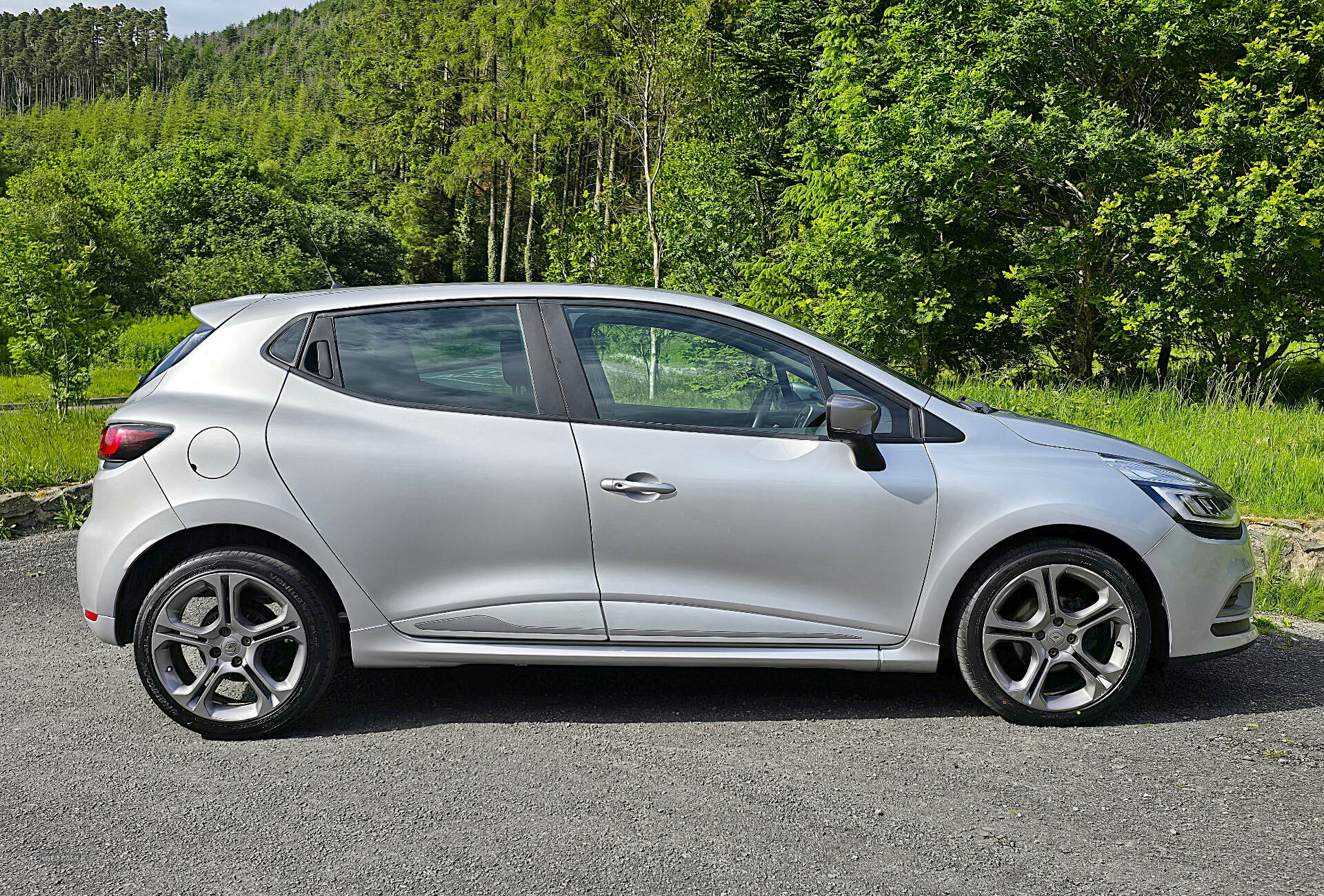 Nov 2018 Renault Clio 1.5 dCi 90 GT Line 5dr
