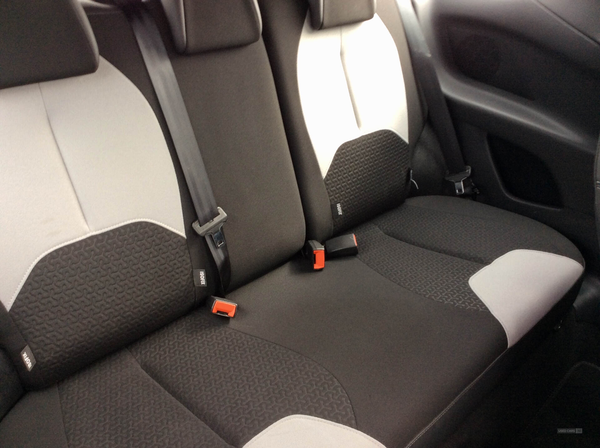 Jan 2015 Citroen DS3 1.2 PureTech Dsign Plus 3dr