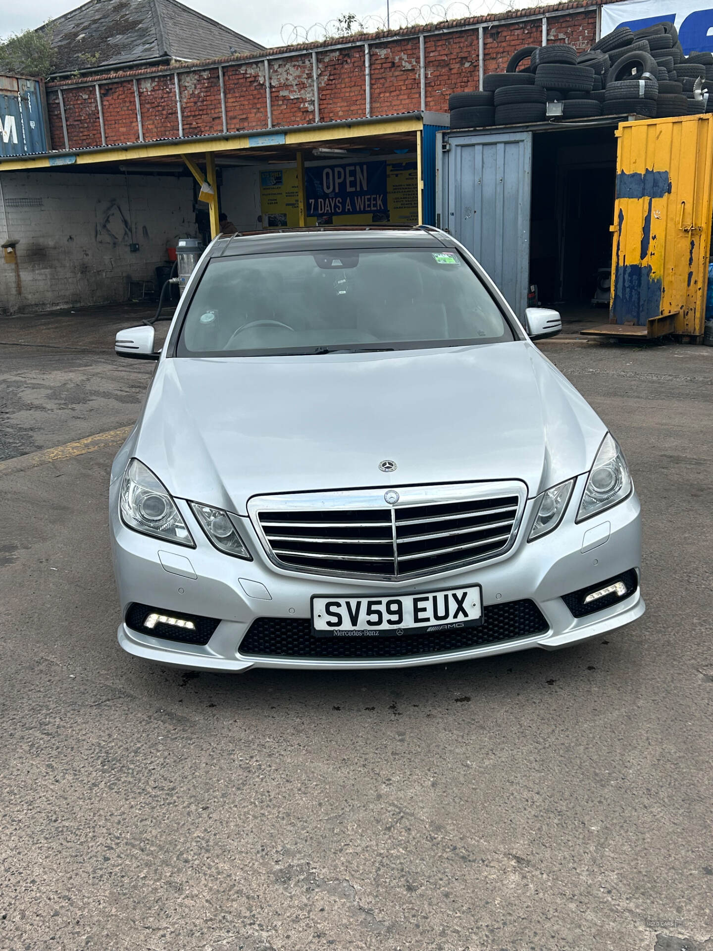 Oct 2009 Mercedes E-Class E250 CDI BlueEFFICIENCY Sport 4dr Tip Auto