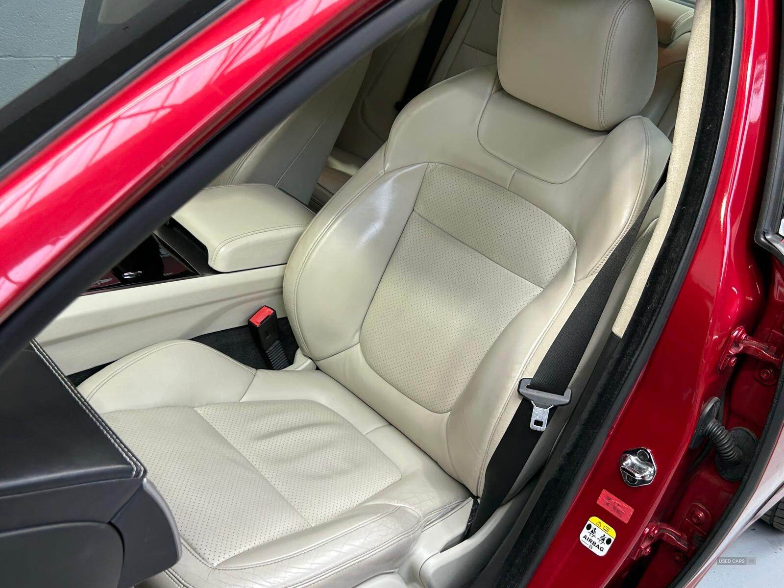 Nov 2012 Jaguar XF 3.0d V6 S Portfolio 4dr Auto [Start Stop]