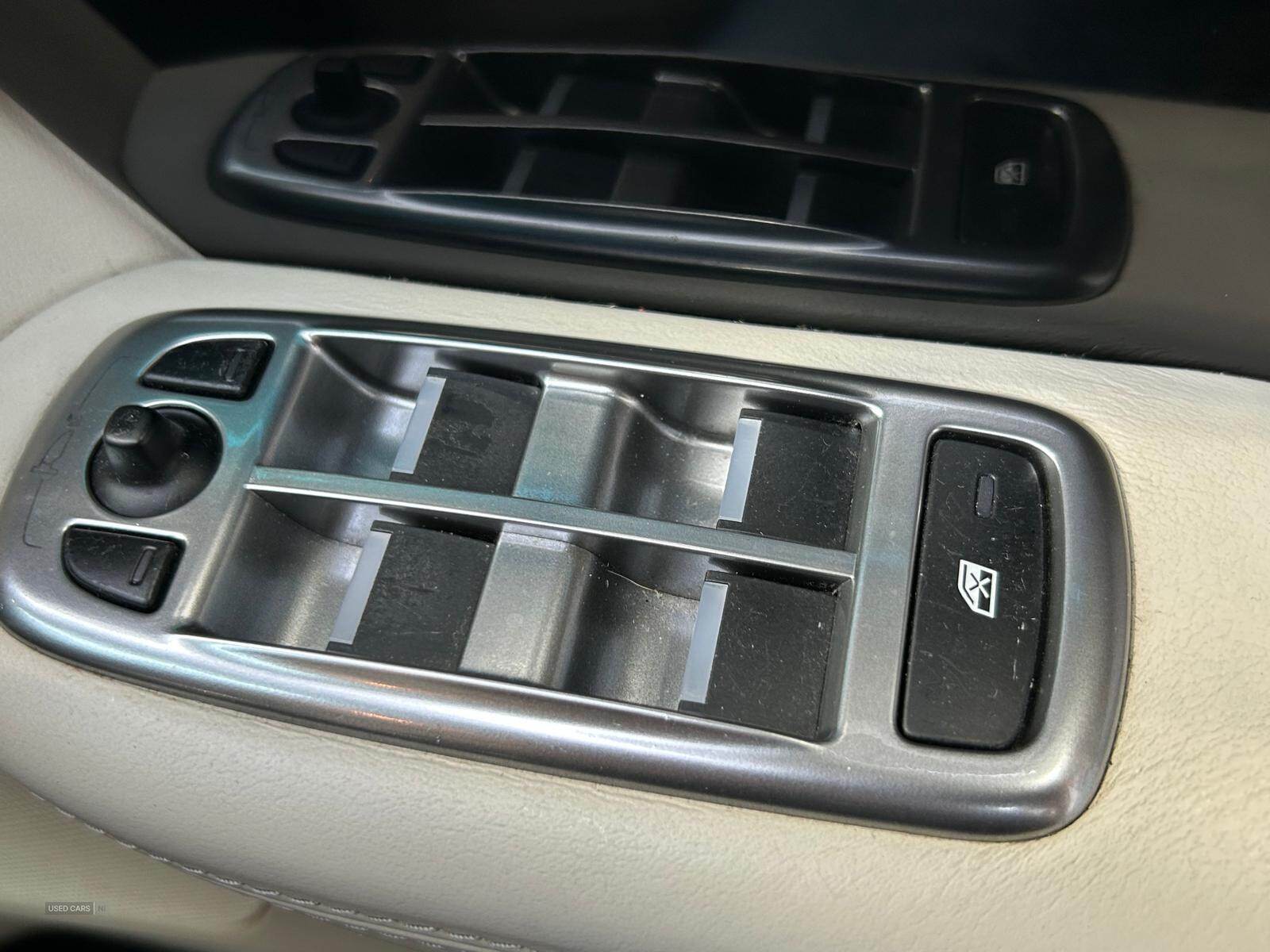 Nov 2012 Jaguar XF 3.0d V6 S Portfolio 4dr Auto [Start Stop]