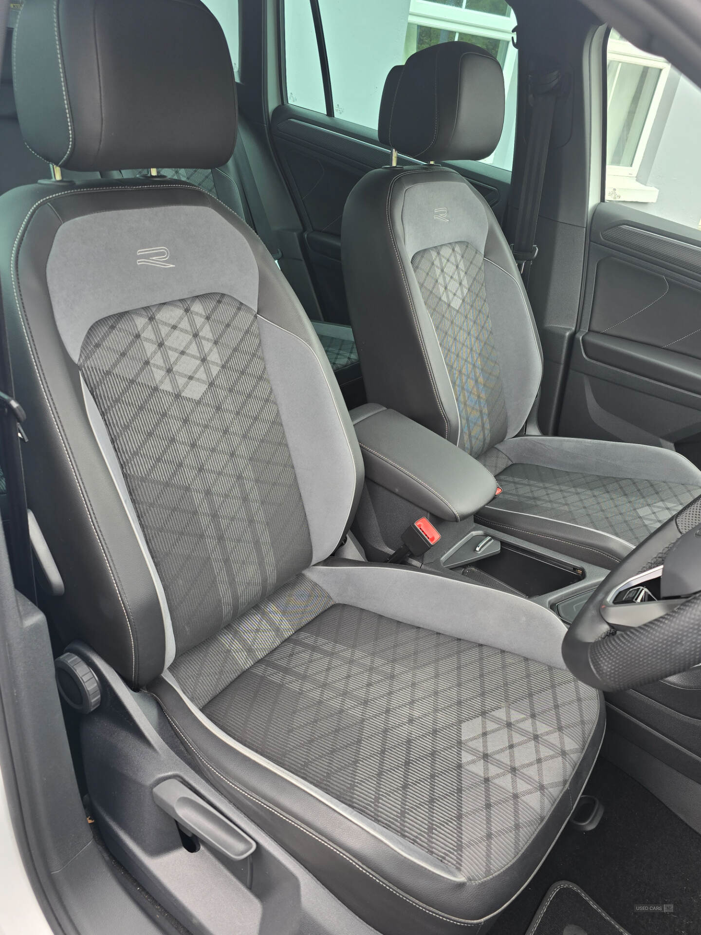 Nov 2023 Volkswagen Tiguan 1.4 TSI eHybrid R-Line 5dr DSG