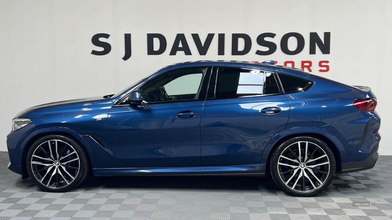 Jan 2022 BMW X6 xDrive30d MHT M Sport 5dr Step Auto