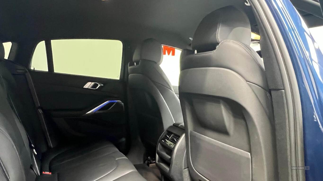 Jan 2022 BMW X6 xDrive30d MHT M Sport 5dr Step Auto