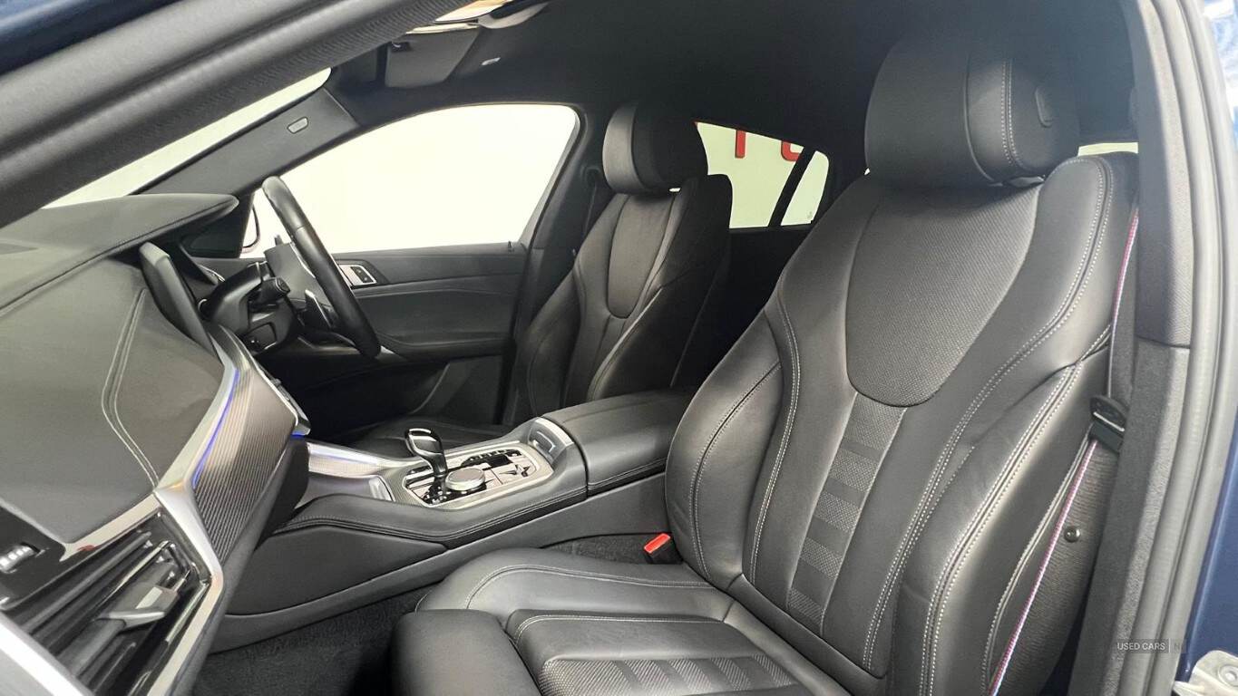 Jan 2022 BMW X6 xDrive30d MHT M Sport 5dr Step Auto