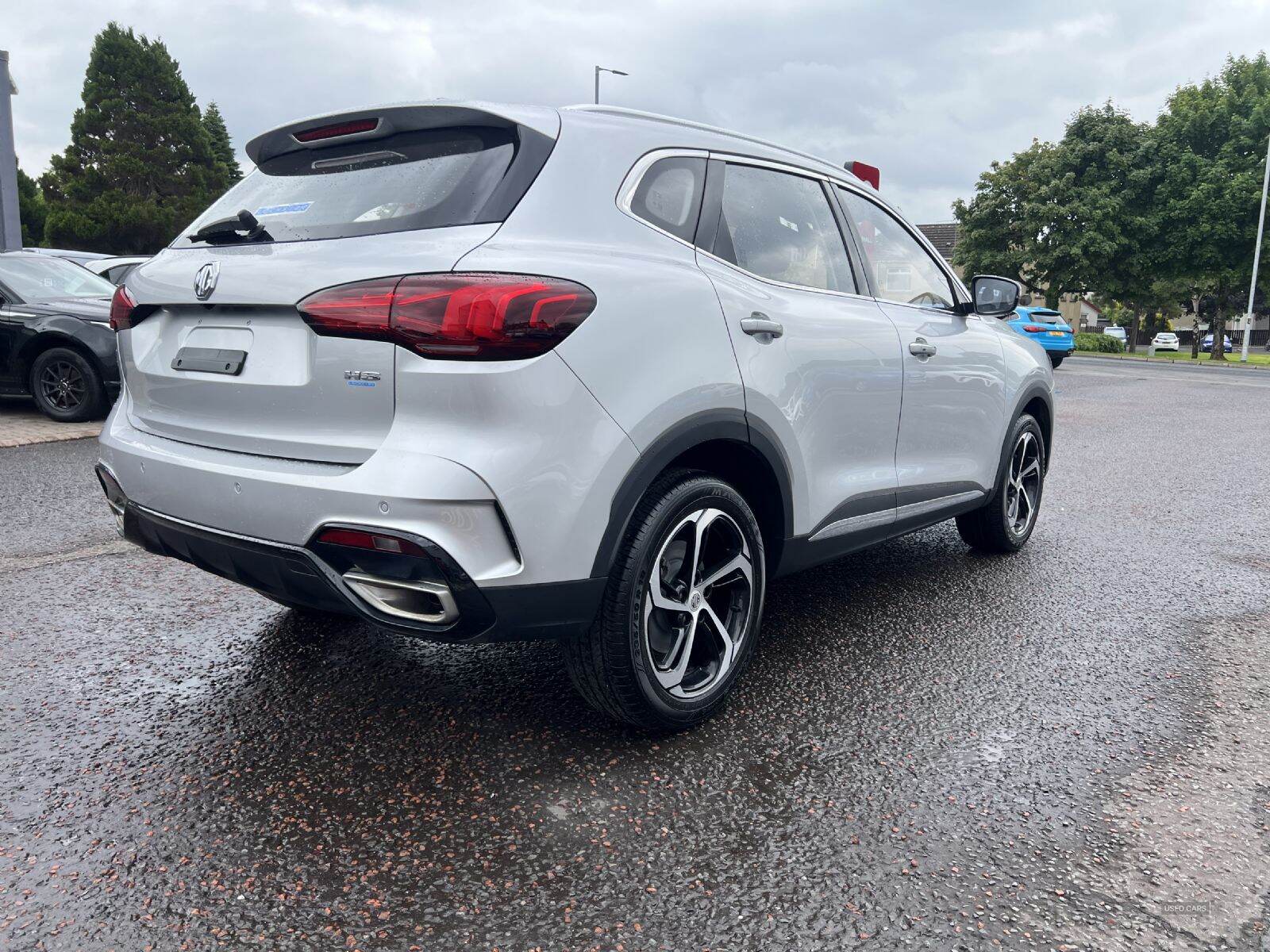 2024 MG MGS5 HS SE