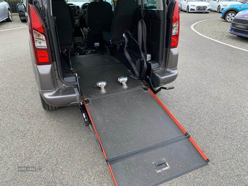Jan 2018 Peugeot Partner Tepee 1.6 BlueHDi 75 Active 5dr