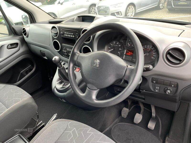 Jan 2018 Peugeot Partner Tepee 1.6 BlueHDi 75 Active 5dr