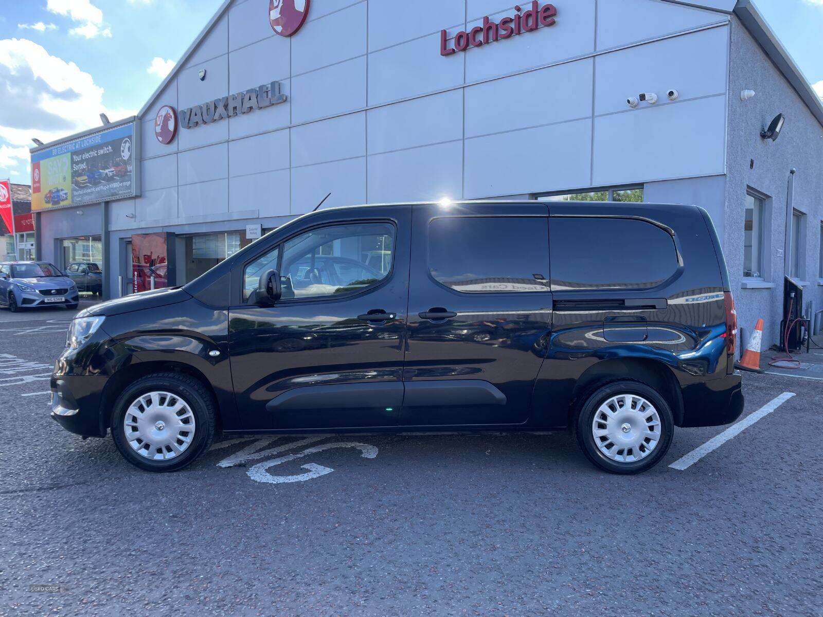 Mar 2022 Vauxhall Combo 2300 1.5 Turbo D 100ps H1 Sportive Van