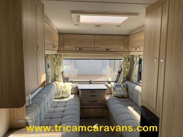  2019 Elddis Xplore 422/2, Lightweight and Compact