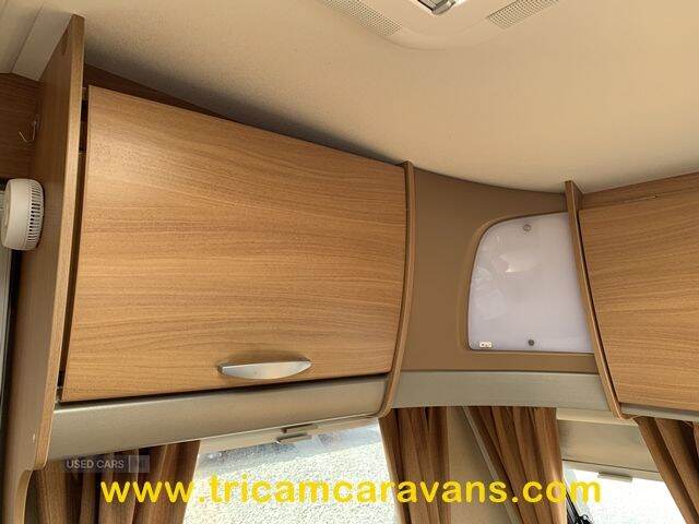 2010 Swift Charisma 535/4, Lightweight, Fixed End Bed
