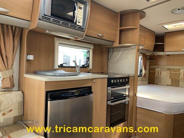 2010 Swift Charisma 535/4, Lightweight, Fixed End Bed