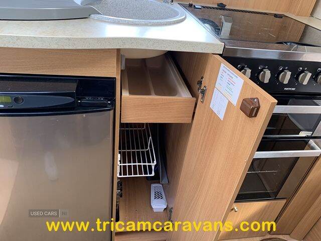 2010 Swift Charisma 535/4, Lightweight, Fixed End Bed