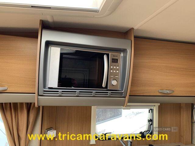 2010 Swift Charisma 535/4, Lightweight, Fixed End Bed