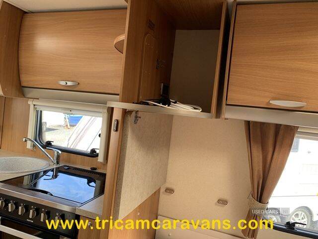2010 Swift Charisma 535/4, Lightweight, Fixed End Bed