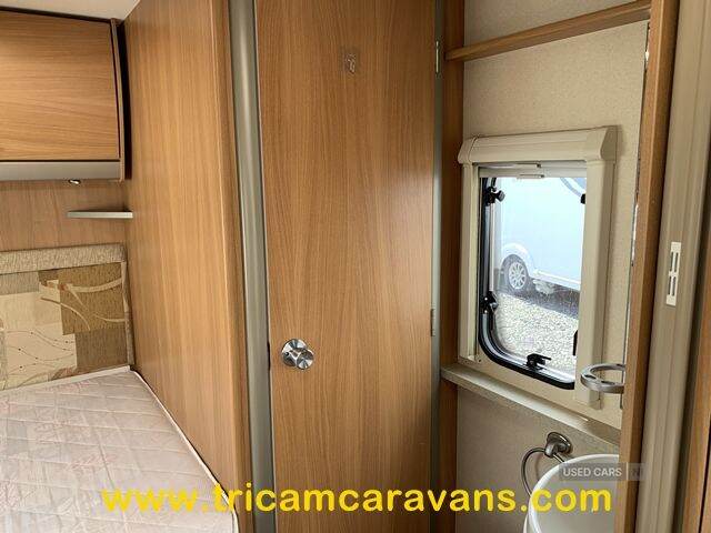 2010 Swift Charisma 535/4, Lightweight, Fixed End Bed