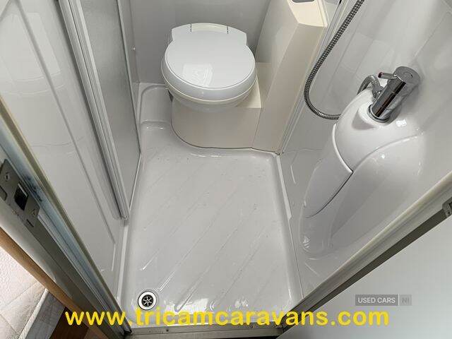 2010 Swift Charisma 535/4, Lightweight, Fixed End Bed