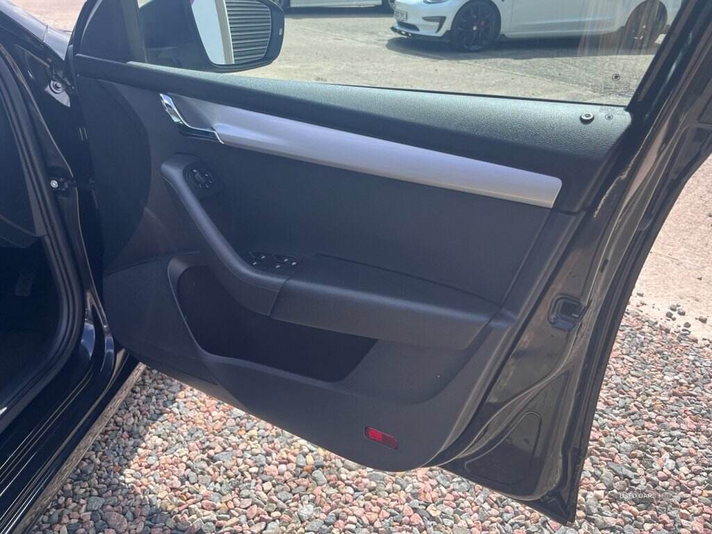 Jul 2019 Skoda Octavia 1.6 TDI SE Technology 5dr DSG