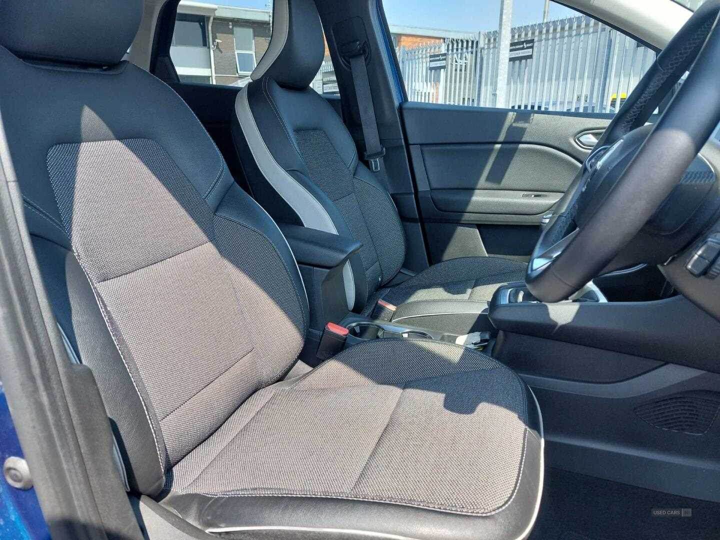 Jan 2022 Renault Captur 1.3 TCE 140 S Edition 5dr