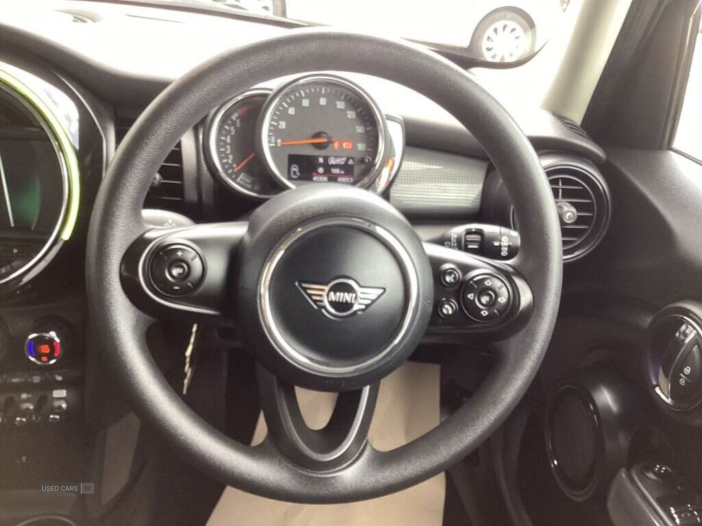Jan 2020 MINI Hatch 1.5 Cooper Classic II 5dr