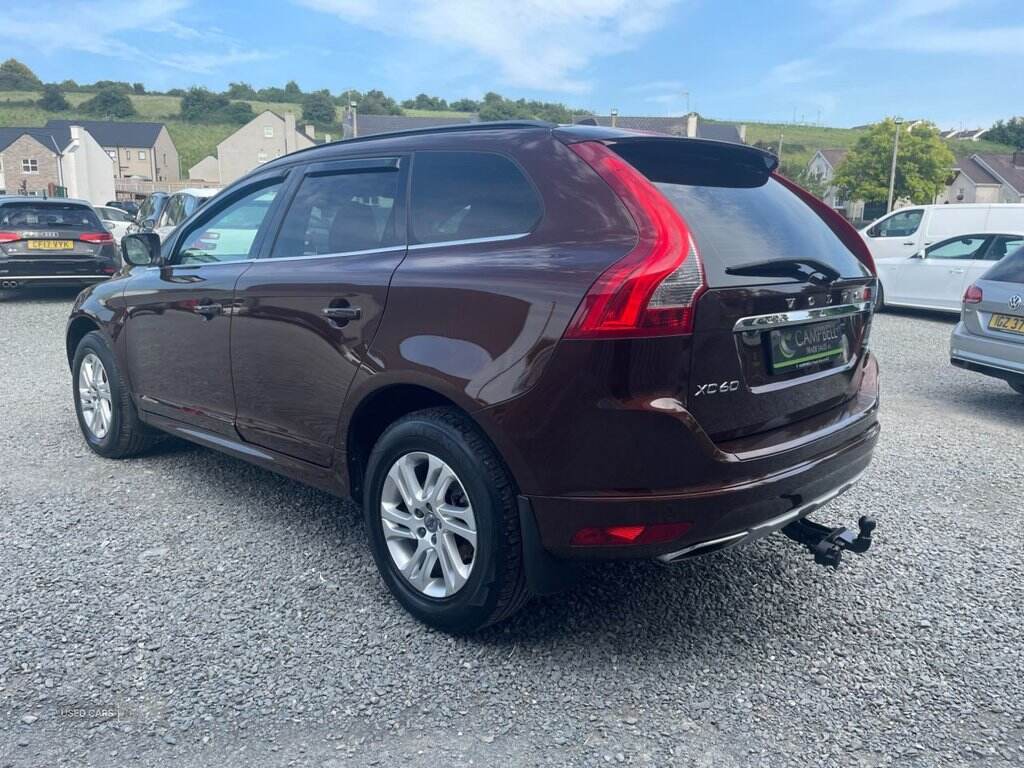 Aug 2015 Volvo XC60 D4 [190] SE 5dr