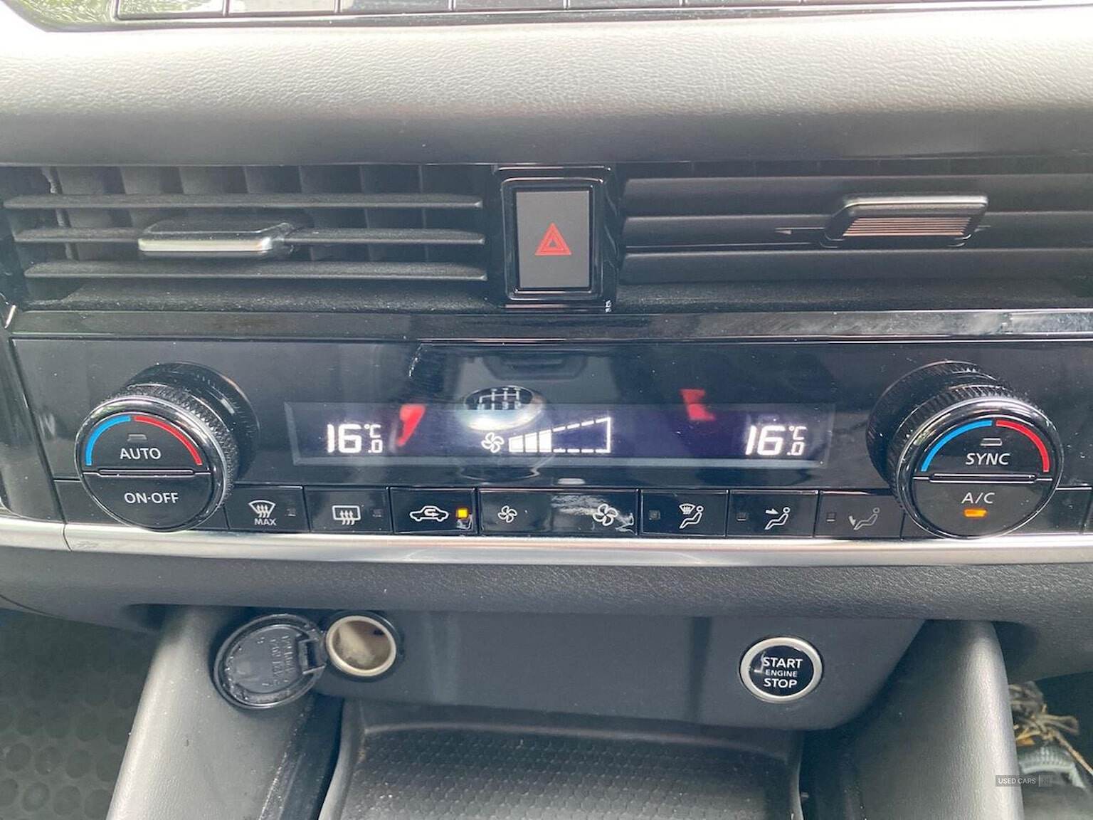 Apr 2022 Nissan Qashqai 1.3 Dig-T Mh N-Connecta 5Dr