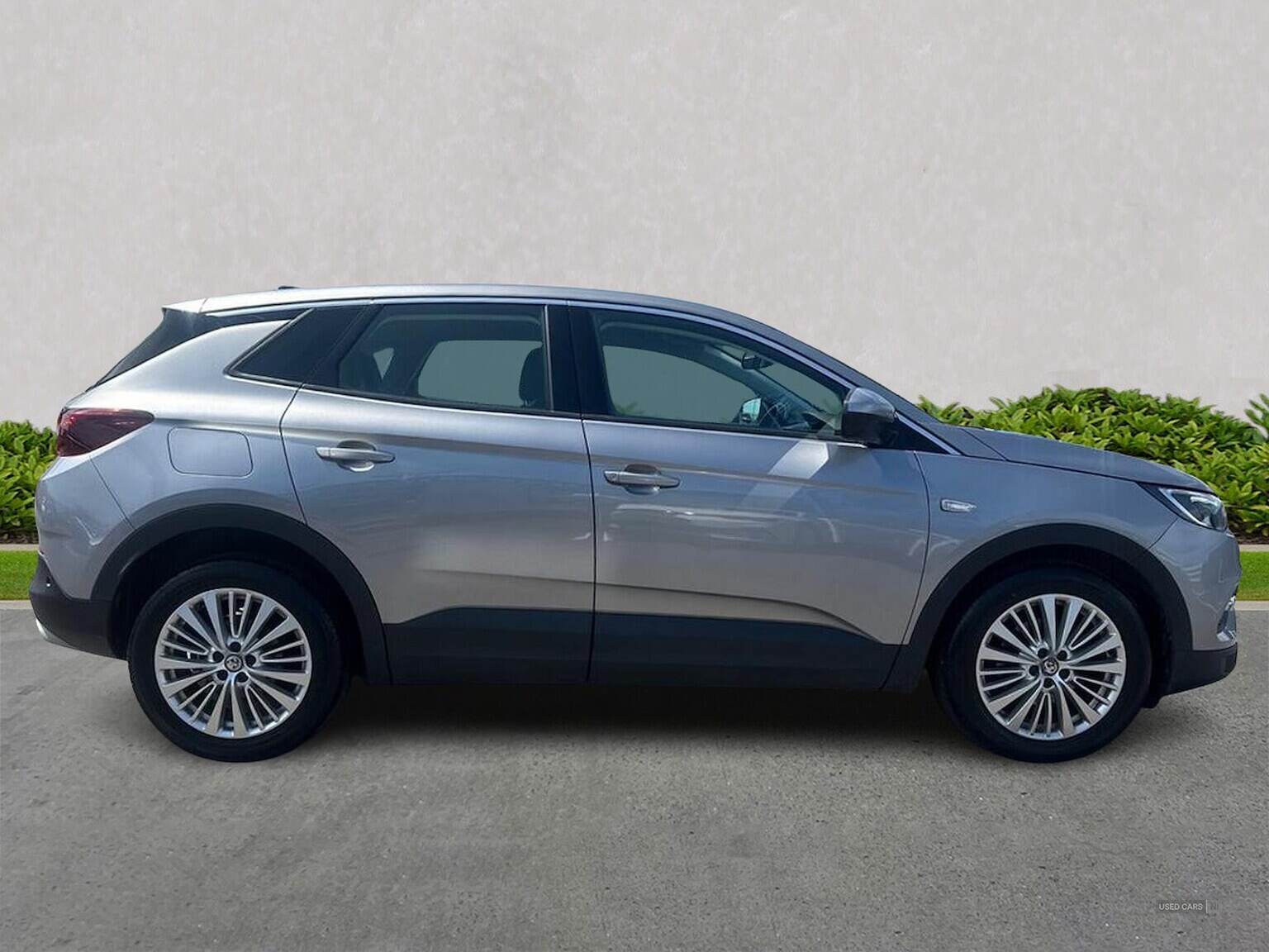 Apr 2019 Vauxhall Grandland X 1.2 Turbo Tech Line Nav 5Dr