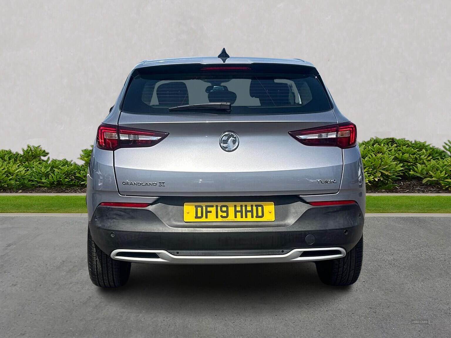 Apr 2019 Vauxhall Grandland X 1.2 Turbo Tech Line Nav 5Dr