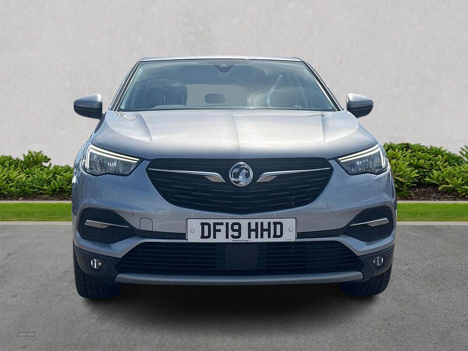 Apr 2019 Vauxhall Grandland X 1.2 Turbo Tech Line Nav 5Dr