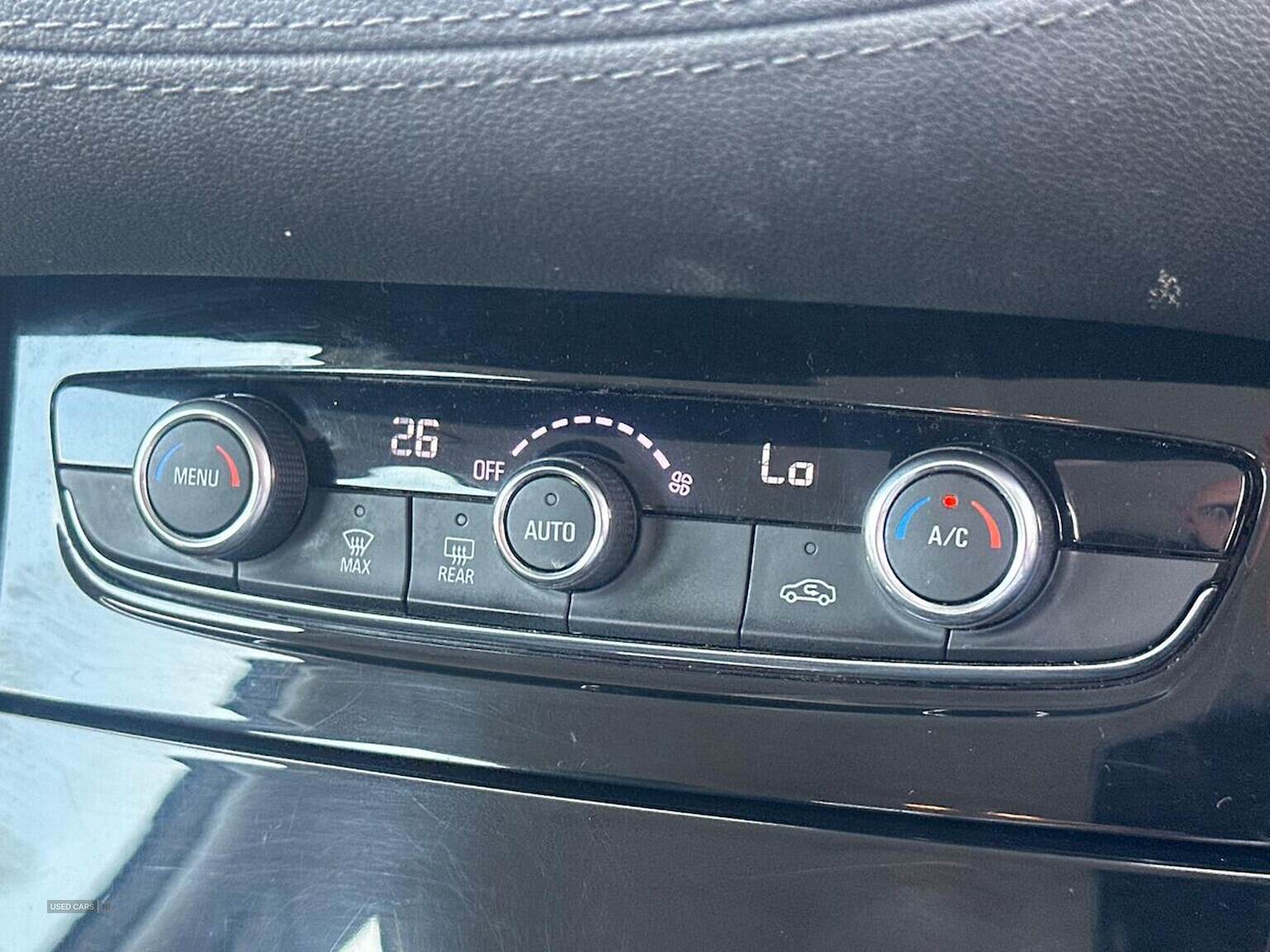 Apr 2019 Vauxhall Grandland X 1.2 Turbo Tech Line Nav 5Dr