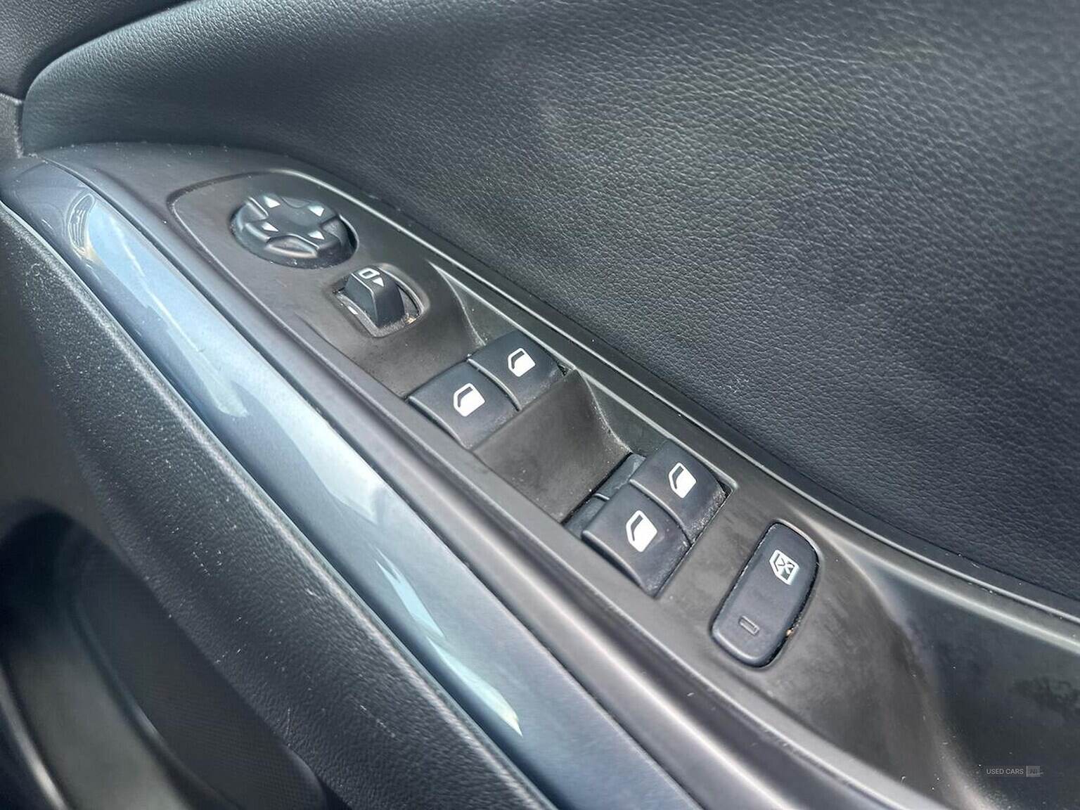 Apr 2019 Vauxhall Grandland X 1.2 Turbo Tech Line Nav 5Dr