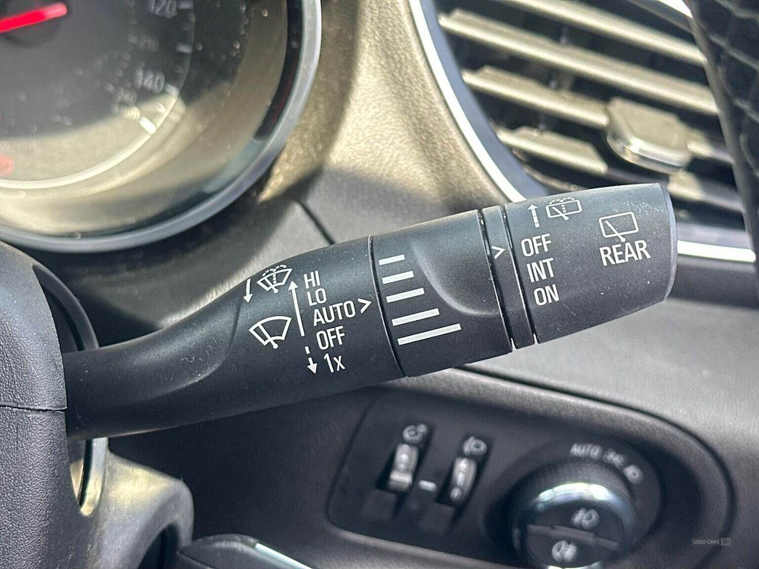 Apr 2019 Vauxhall Grandland X 1.2 Turbo Tech Line Nav 5Dr