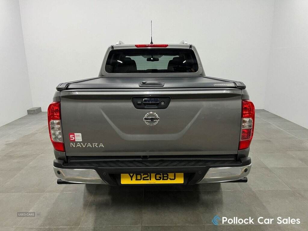 Aug 2021 Nissan Navara Double Cab Pick Up Tekna 2.3dCi 190 TT 4WD Auto