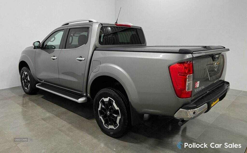 Aug 2021 Nissan Navara Double Cab Pick Up Tekna 2.3dCi 190 TT 4WD Auto