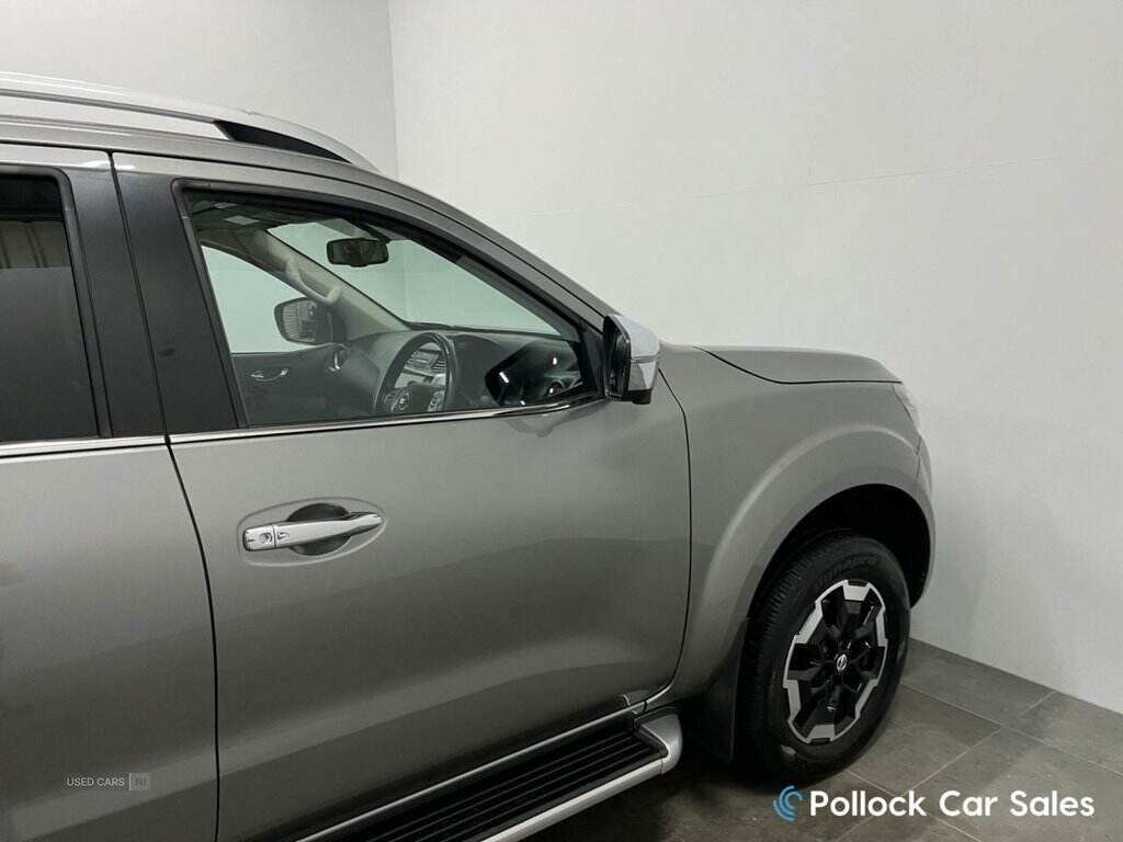 Aug 2021 Nissan Navara Double Cab Pick Up Tekna 2.3dCi 190 TT 4WD Auto