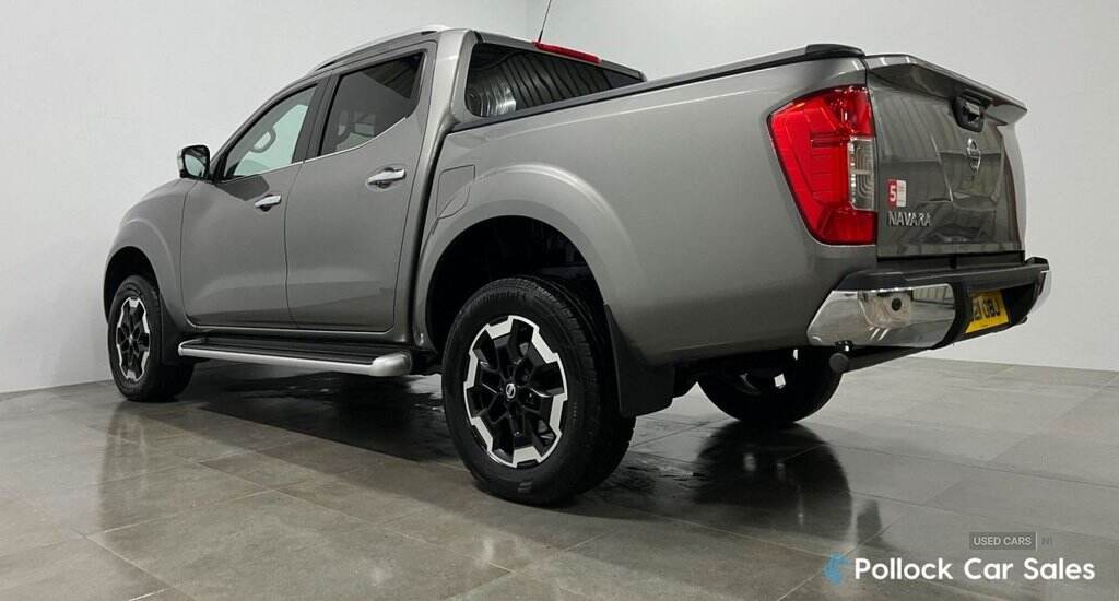 Aug 2021 Nissan Navara Double Cab Pick Up Tekna 2.3dCi 190 TT 4WD Auto
