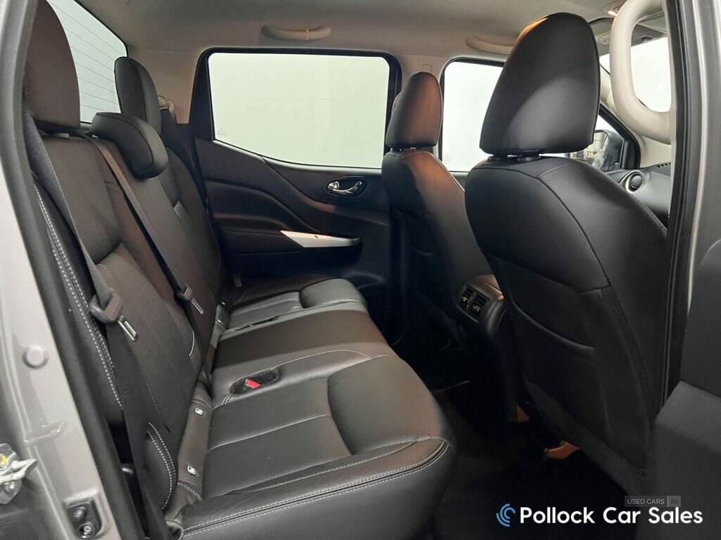 Aug 2021 Nissan Navara Double Cab Pick Up Tekna 2.3dCi 190 TT 4WD Auto